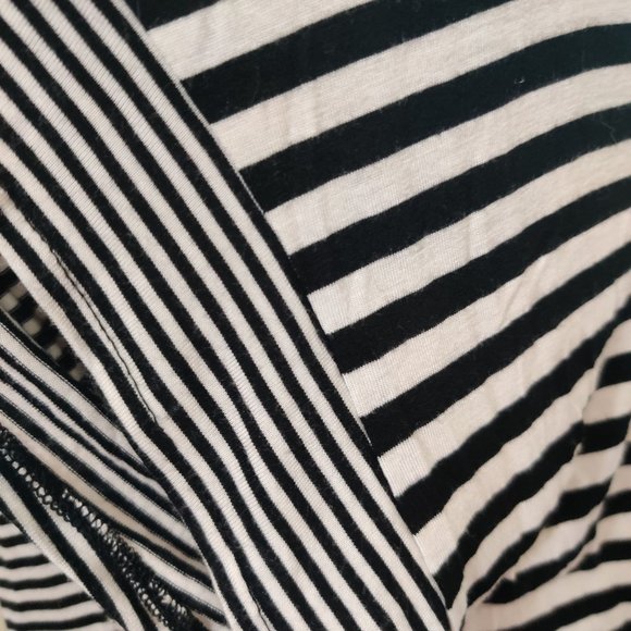 Old Navy Womens Shirt Top Wide Sleeve Preppy Nautical Black White Stripe sz XL - Picture 6 of 6